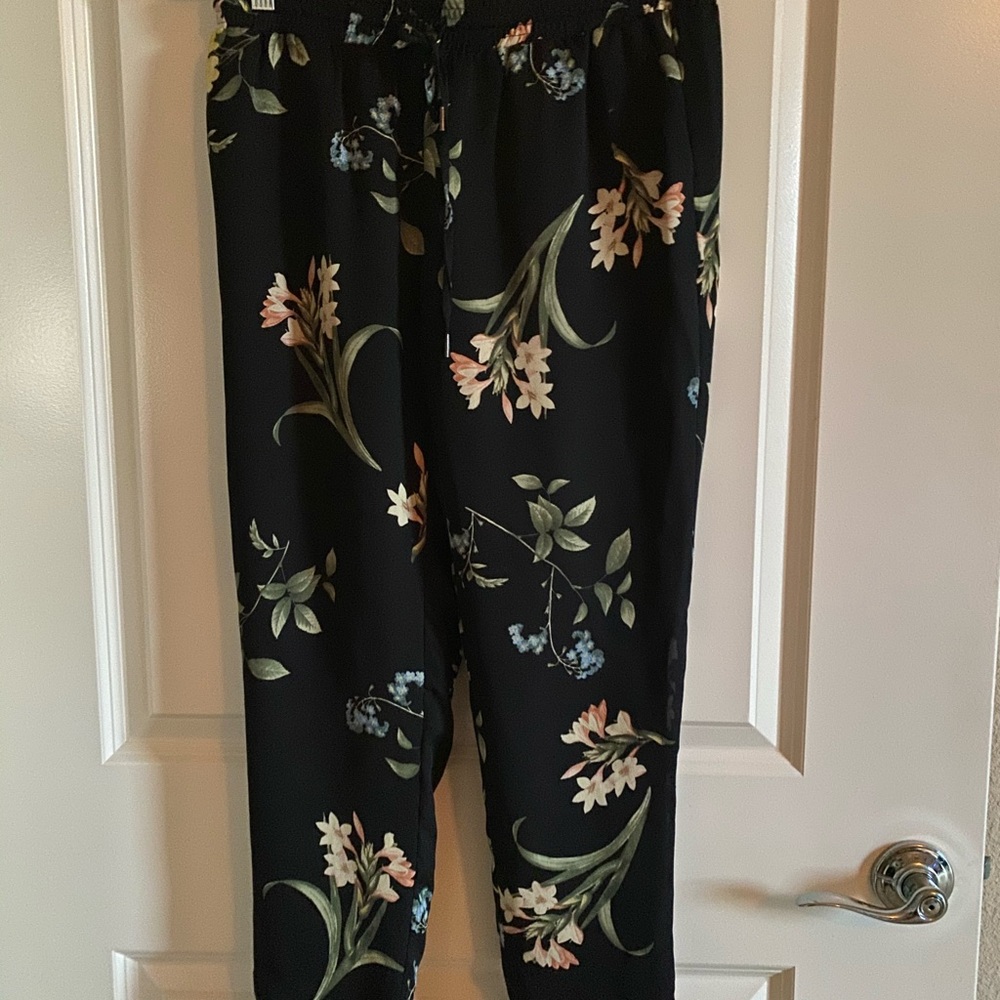 Joie - straight leg summer pants